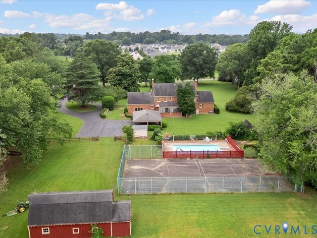 7350 Lexington Dr, Mechanicsville, VA 23111