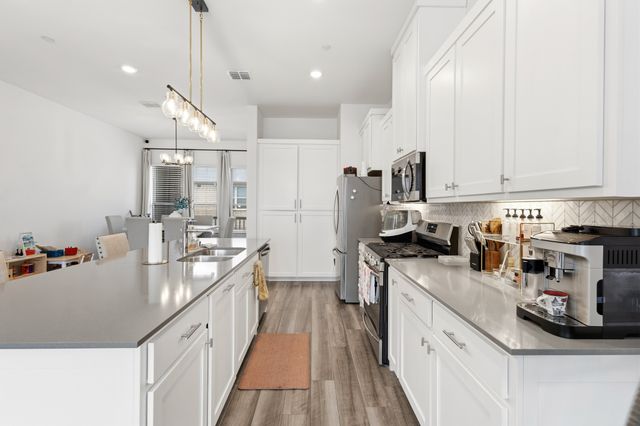 2736 Levee Lane, Lewisville, TX 75067