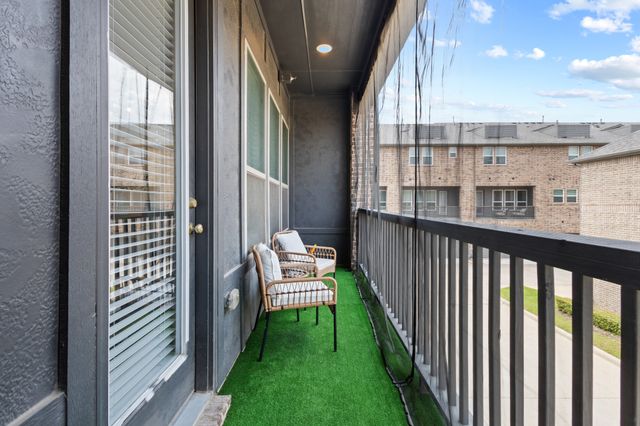 2736 Levee Lane, Lewisville, TX 75067