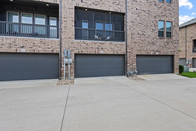 2736 Levee Lane, Lewisville, TX 75067