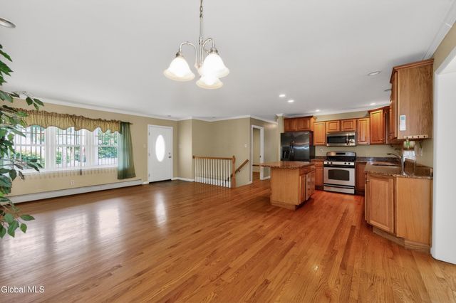 22 5th Street, Scotia, NY 12302