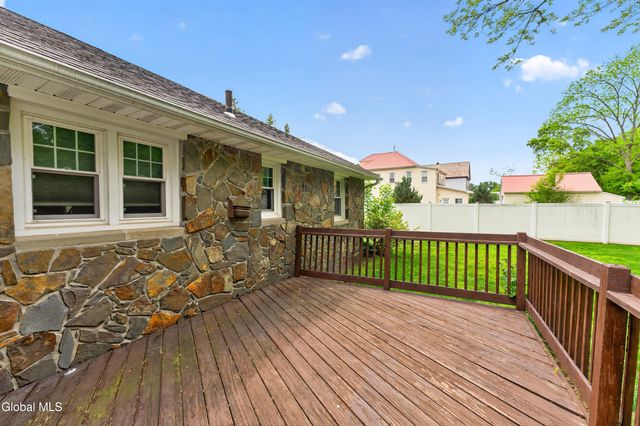 22 5th Street, Scotia, NY 12302