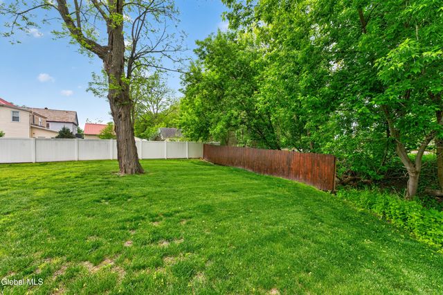 22 5th Street, Scotia, NY 12302