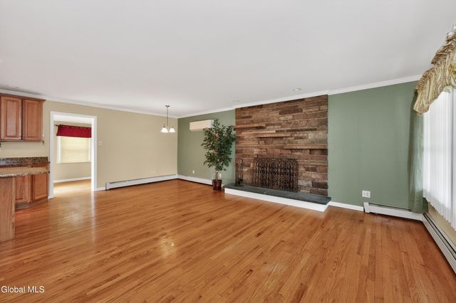 22 5th Street, Scotia, NY 12302