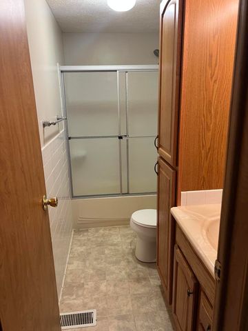 7515 South KY 32, Isonville, KY 41149