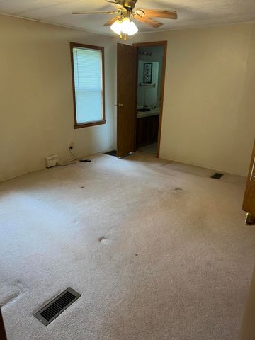 7515 South KY 32, Isonville, KY 41149