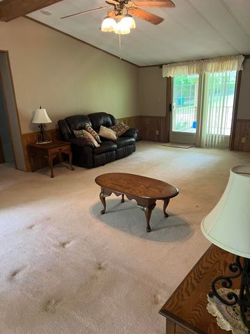 7515 South KY 32, Isonville, KY 41149