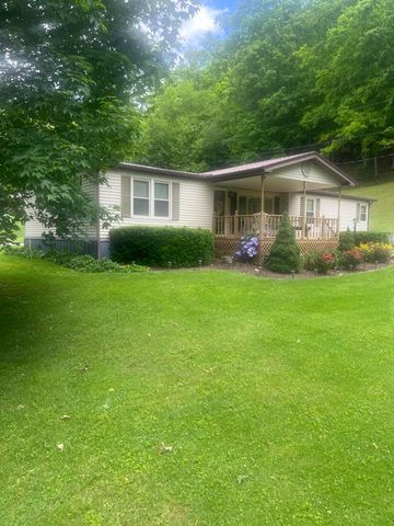 7515 South KY 32, Isonville, KY 41149