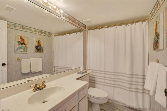 3300 Ocean Shore Ave Apt 1307, Virginia Beach, VA 23451
