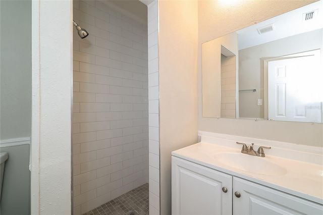 1662 WILLIE MAYS PARKWAY, Orlando, FL 32811