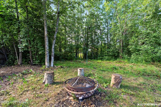 8020 Williwa Avenue, Anchorage, AK 99504