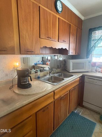 118 Jonan Court, Chapel Hill, NC 27516