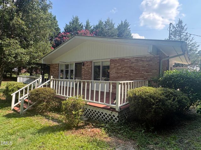 118 Jonan Court, Chapel Hill, NC 27516