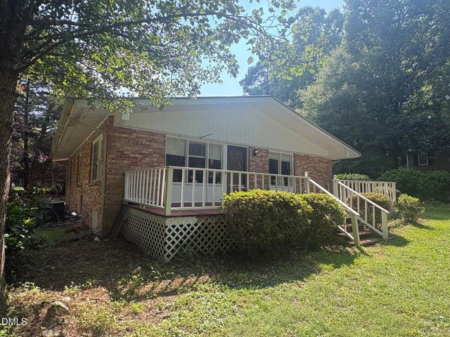 118 Jonan Court, Chapel Hill, NC 27516