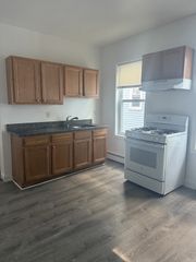 25 Highland St 7, Revere, MA 02151