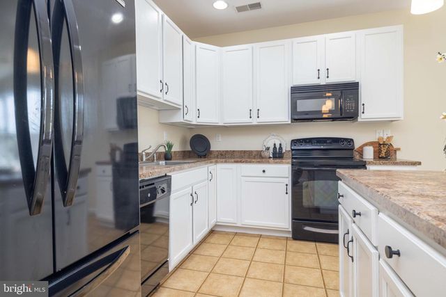 78 LARKSPUR LN, Smyrna, DE 19977