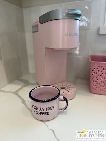 726 Gerber Avenue, Landers, CA 92285