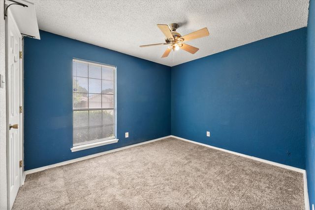 806 Wind Brooke Drive, Arlington, TX 76001