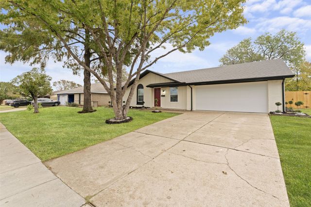 308 Starling Drive, Mesquite, TX 75149