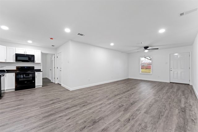 308 Starling Drive, Mesquite, TX 75149