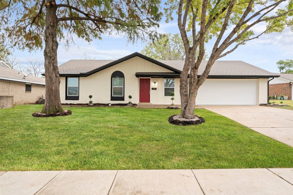 308 Starling Drive, Mesquite, TX 75149