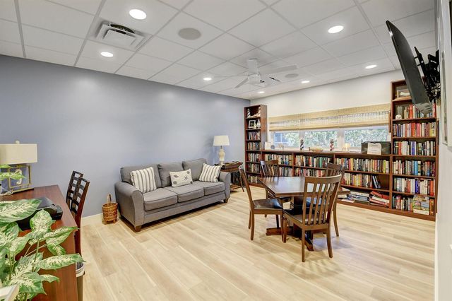 2809 Florida Boulevard 208, Delray Beach, FL 33483