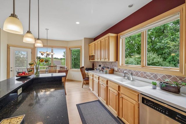 1805 Autumn Hill Drive, Verona, WI 53593
