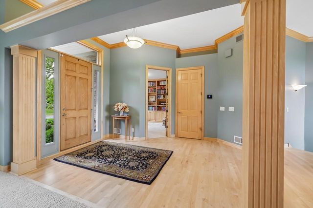 1805 Autumn Hill Drive, Verona, WI 53593