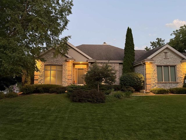 1805 Autumn Hill Drive, Verona, WI 53593