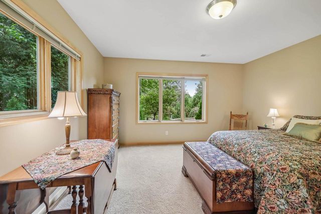 1805 Autumn Hill Drive, Verona, WI 53593