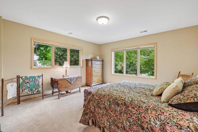 1805 Autumn Hill Drive, Verona, WI 53593
