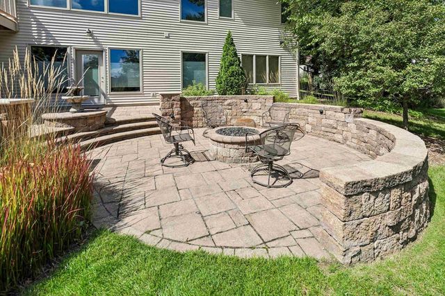 1805 Autumn Hill Drive, Verona, WI 53593