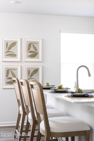 623 S Squires Run Lane, Richlands, NC 28574