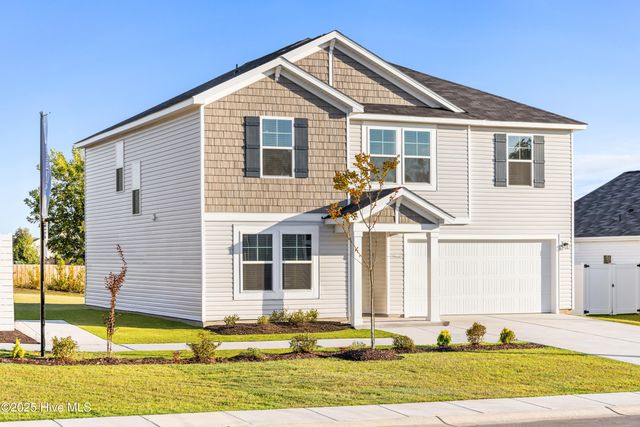 623 S Squires Run Lane, Richlands, NC 28574