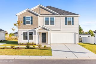 623 S Squires Run Lane, Richlands, NC 28574