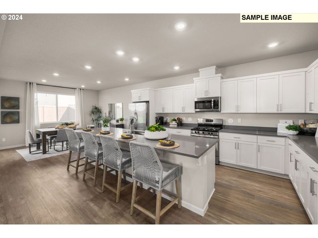 8930 Sw Chokecherry Ln, Tualatin, OR 97062