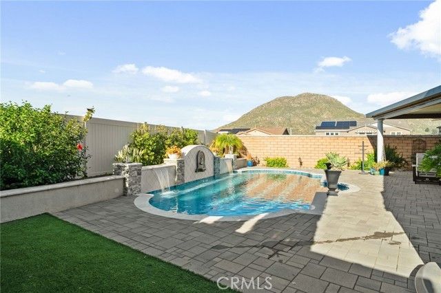 20346 Symphony, Riverside, CA 92507