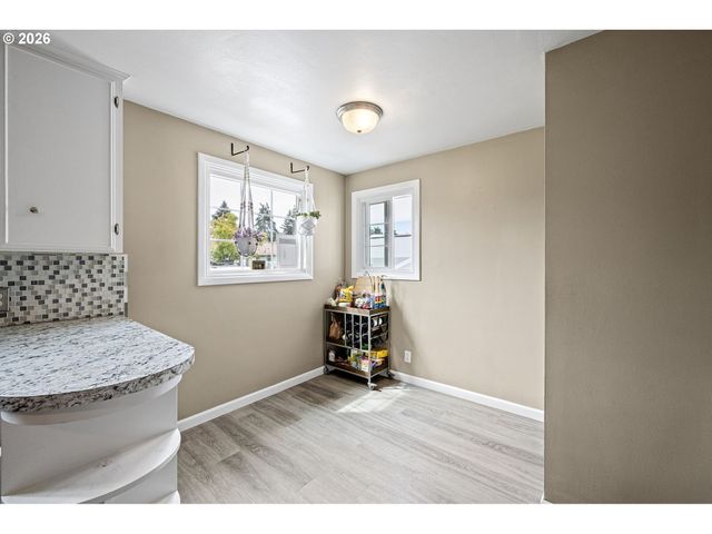 4027 CONCORD St, Eugene, OR 97402