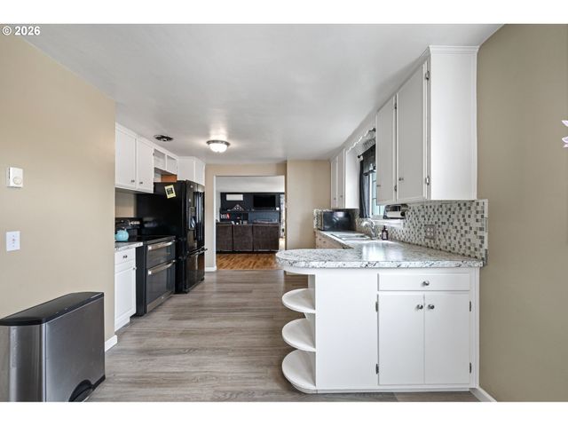 4027 CONCORD St, Eugene, OR 97402