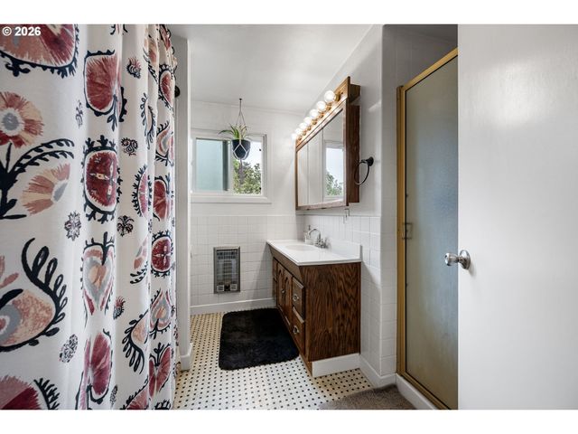 4027 CONCORD St, Eugene, OR 97402