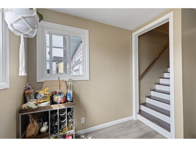 4027 CONCORD St, Eugene, OR 97402