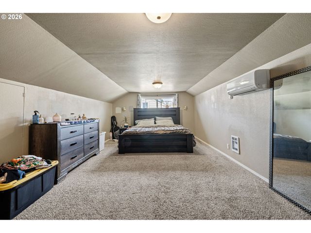 4027 CONCORD St, Eugene, OR 97402
