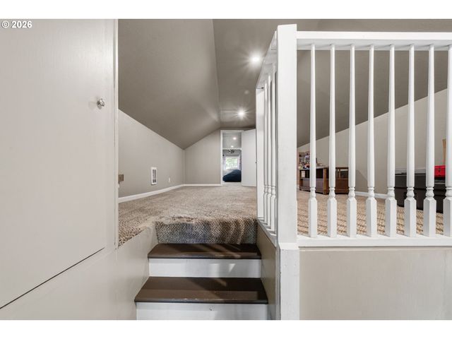 4027 CONCORD St, Eugene, OR 97402
