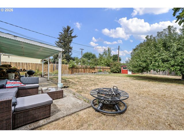 4027 CONCORD St, Eugene, OR 97402