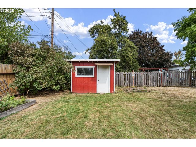 4027 CONCORD St, Eugene, OR 97402