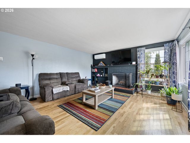 4027 CONCORD St, Eugene, OR 97402
