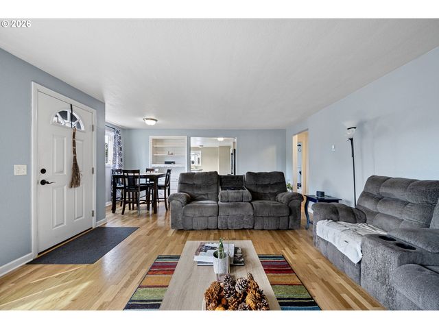 4027 CONCORD St, Eugene, OR 97402