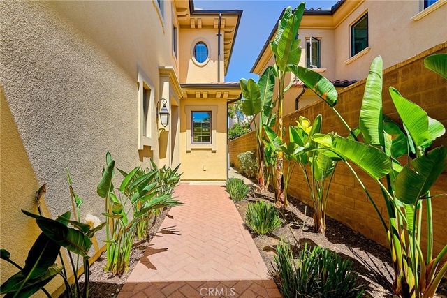 53 Open Range, Irvine, CA 92602