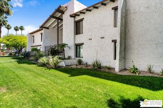 1050 E Ramon Road 15, Palm Springs, CA 92264