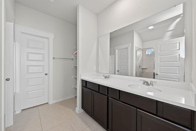 30301 Kingston Heath Drive, Cleveland, TX 77327